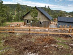 322-32-Farm-and-Ranch